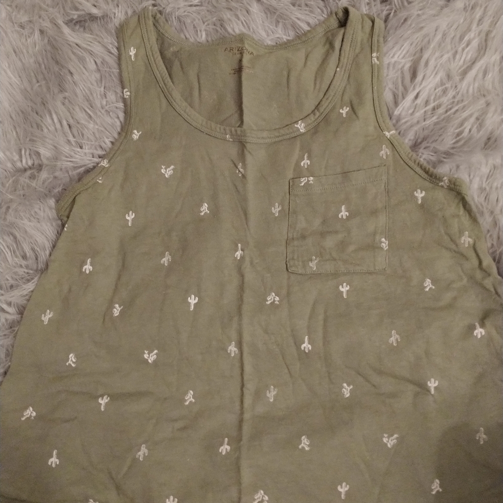 Arizona Avocado Green, Size Medium, Blouse
